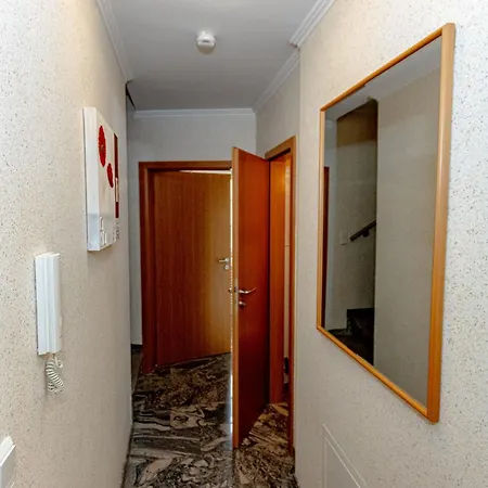 Obertor Apartman *